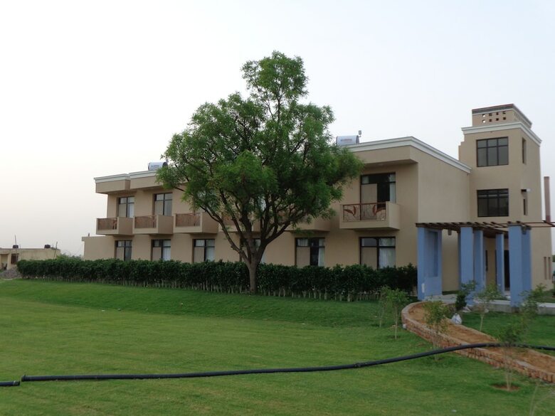 Hotel Todays Sunrise Luxury Resort