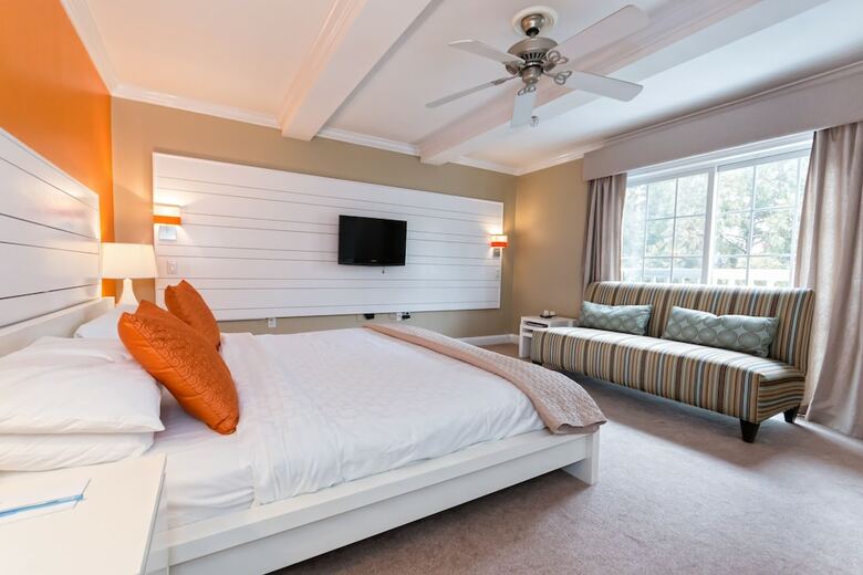 Hotel Canalside Inn