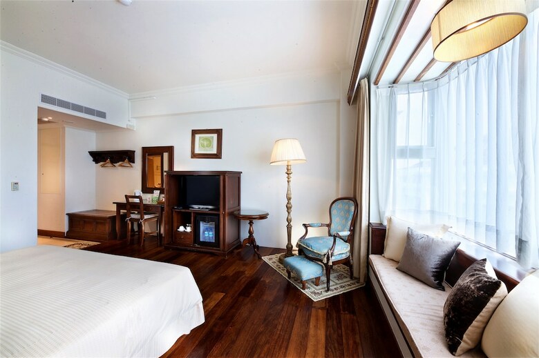Shangrila Boutique Hotel