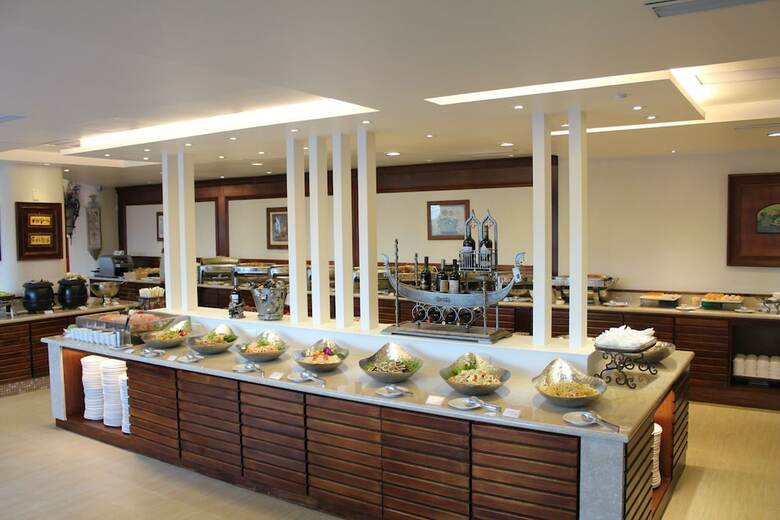 Shangrila Boutique Hotel