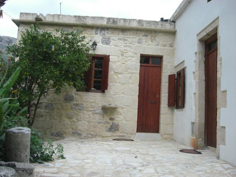 Hotel Patriko Traditional Residence