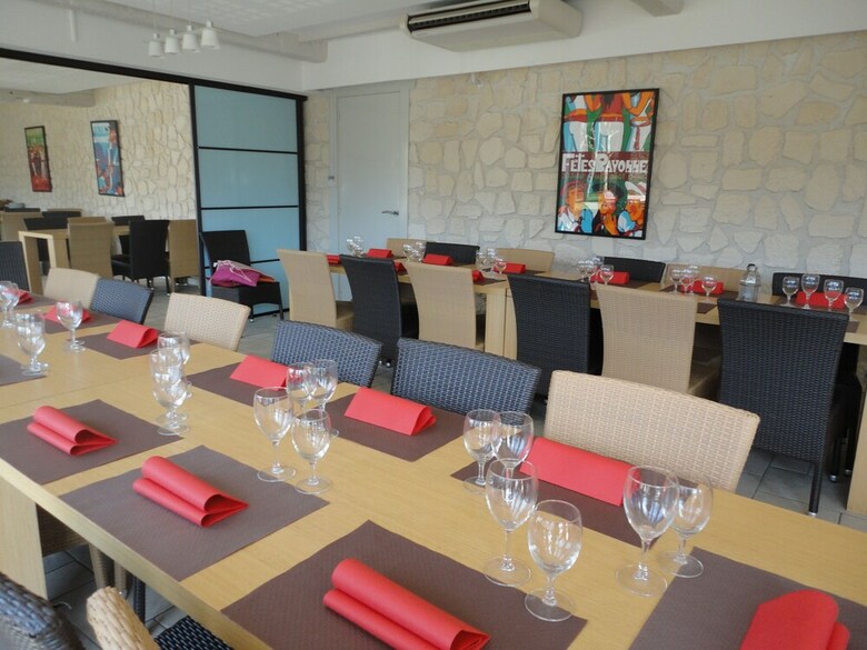 Hotel Restaurant Du Pont D'ascain