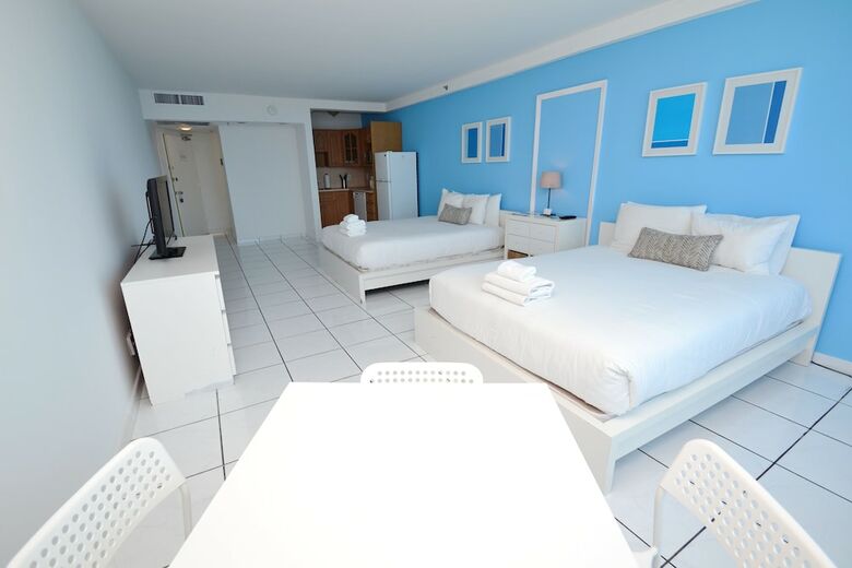 Beach Apartments By Design Suites
