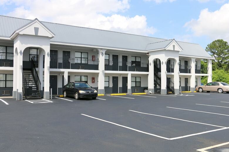 Motel Surestay Hotel By Best Western Calhoun South