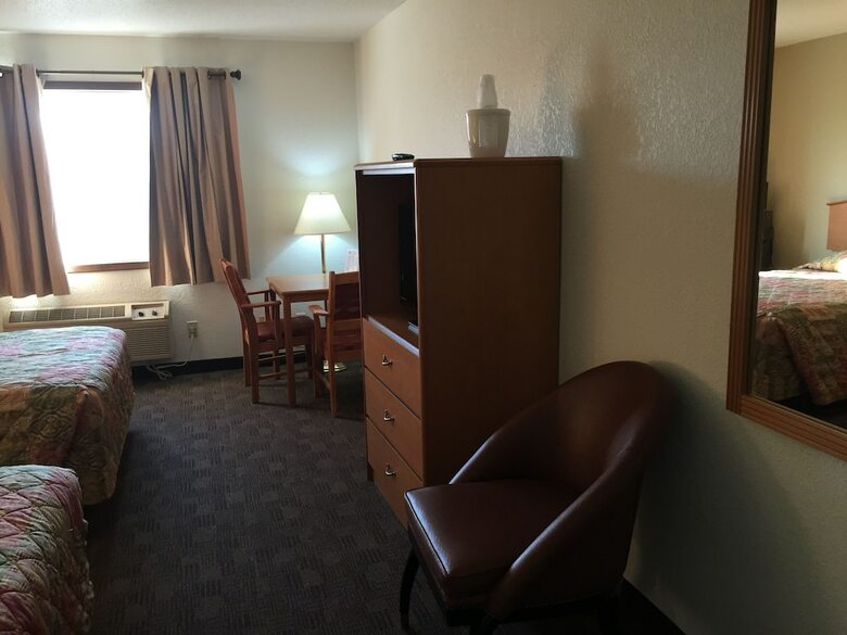 Hotel Americas Best Value Inn Grand Forks