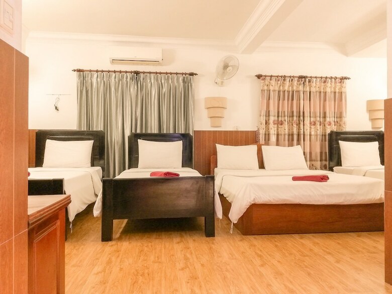 Hotel Jasmine Lodge
