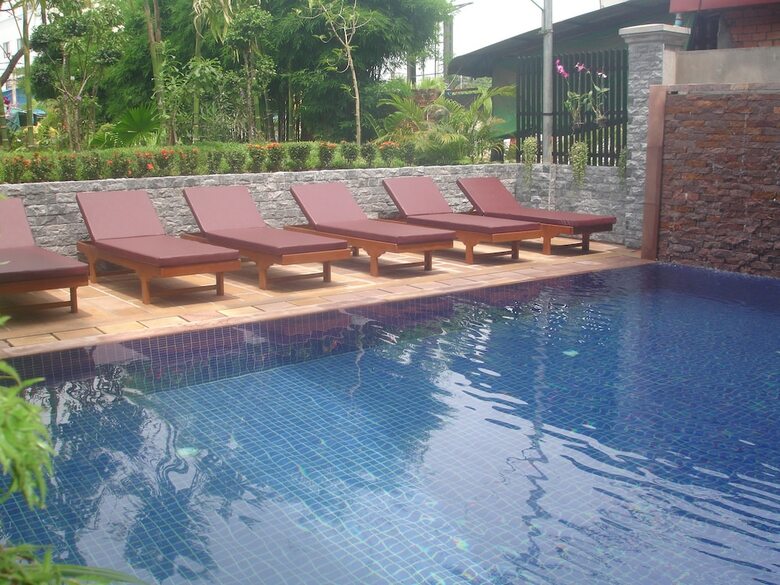 Hotel Jasmine Lodge