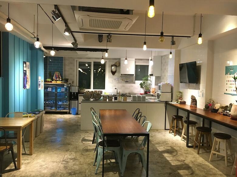 Hostal Backpackers In Yeosu - Hostel