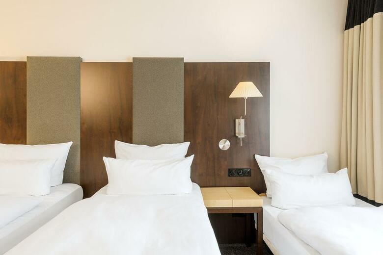 Hotel NH D�sseldorf City-nord