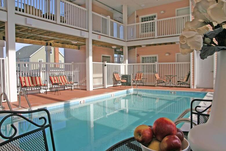 Monte Carlo Suites