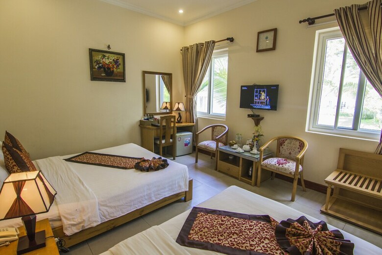 Apartamento Huong Phong Ho Coc Beach Resort