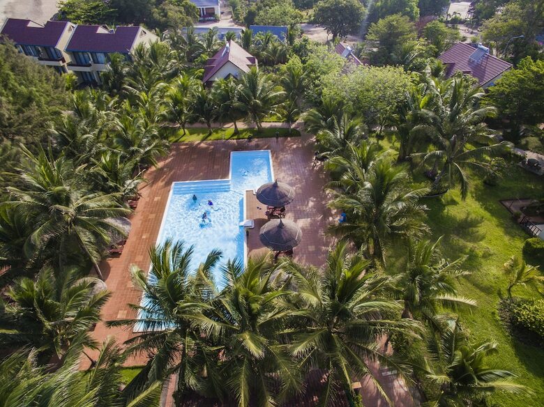 Apartamento Huong Phong Ho Coc Beach Resort