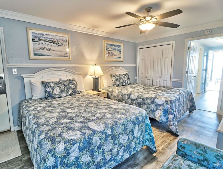 The Palms By Suite At The Beach