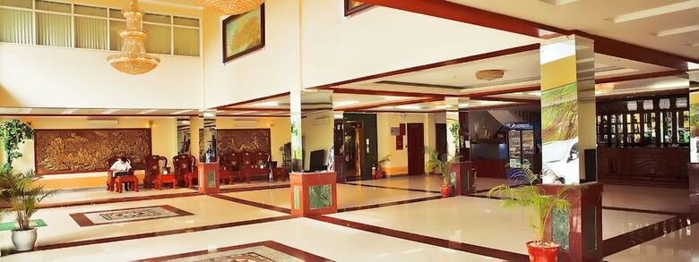Lan Vy Hotel