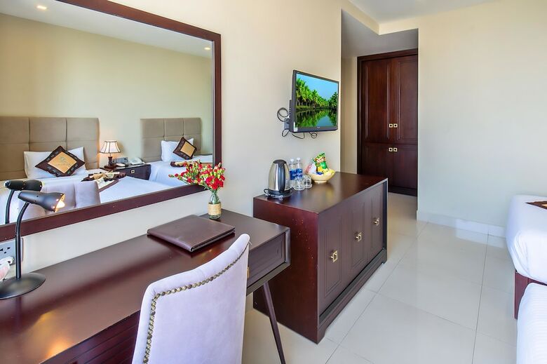 Ocean Haven Hotel