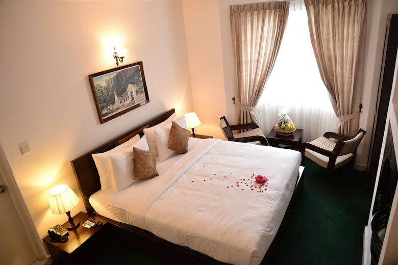 The Rock Hotel