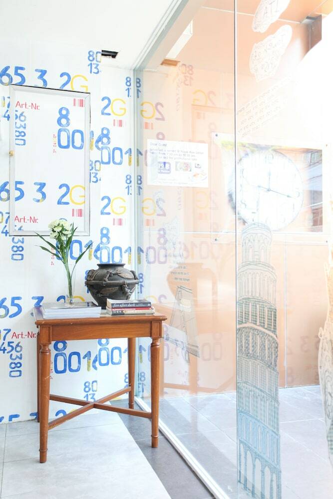 Hostal Hostel 8 Sukhumvit Nana Bangkok
