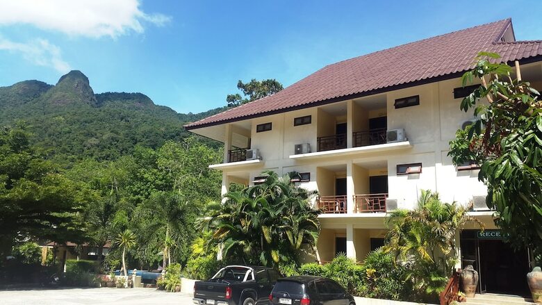 Hotel Paddy's Palms Resort