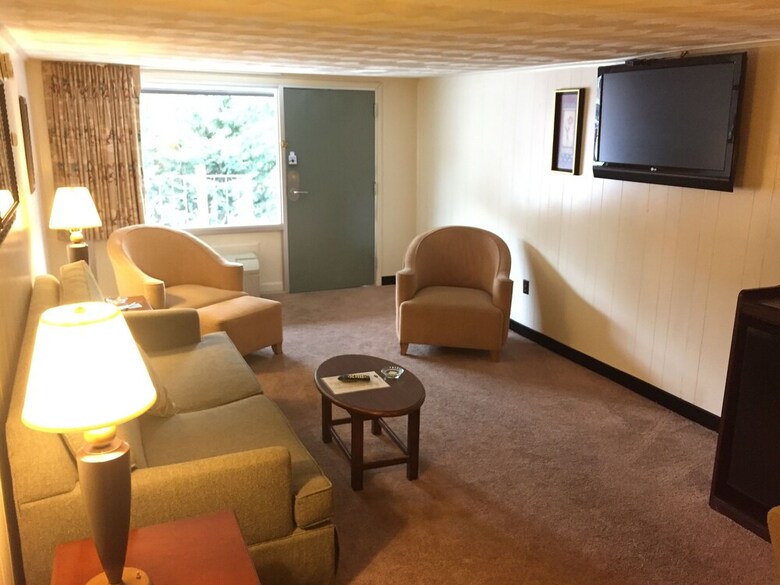 Motel Rodeway Inn & Suites