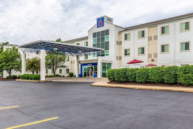 Motel 6 Caseyville, Il - Caseyville Il