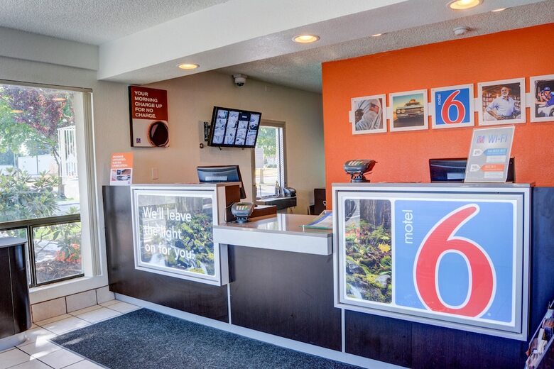 Motel 6 Salem, Or