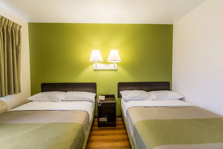 Motel 6 Green Bay