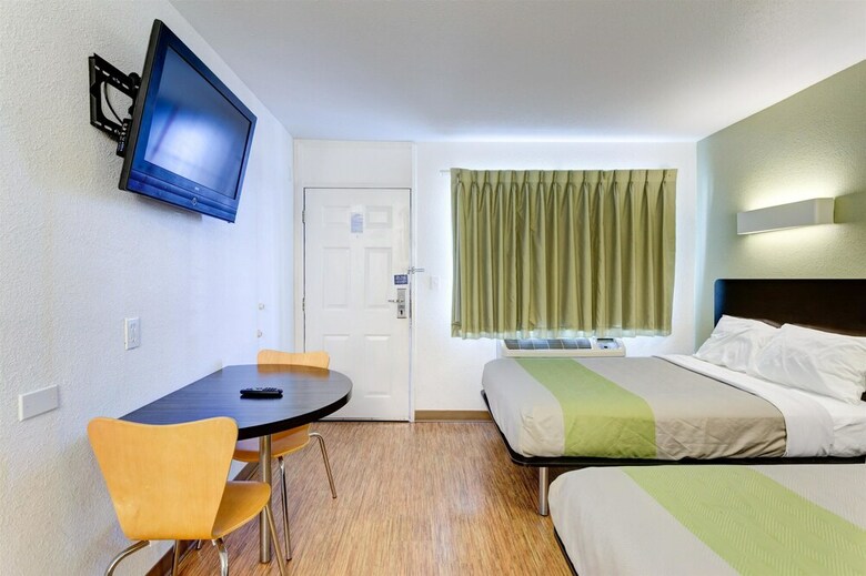 Motel 6 Bowling Green