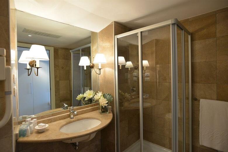 El Faro Hotel & Spa