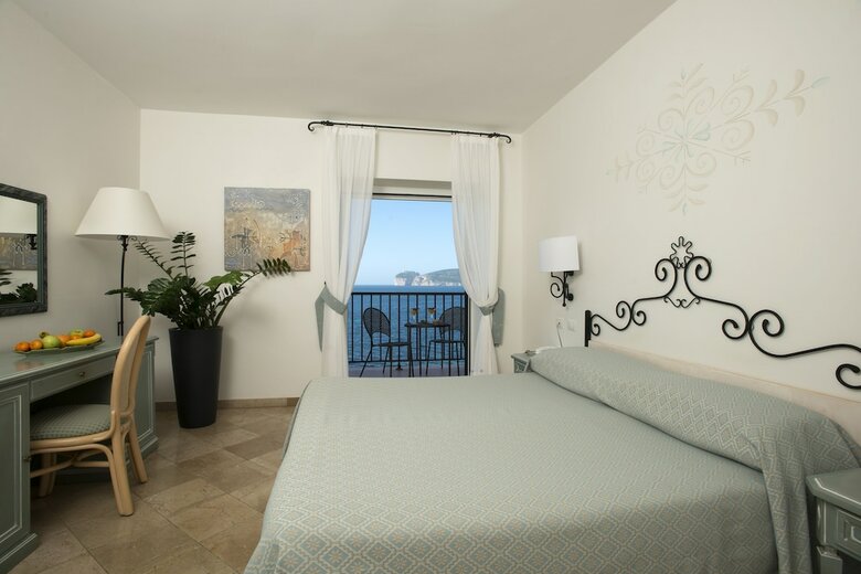 El Faro Hotel & Spa
