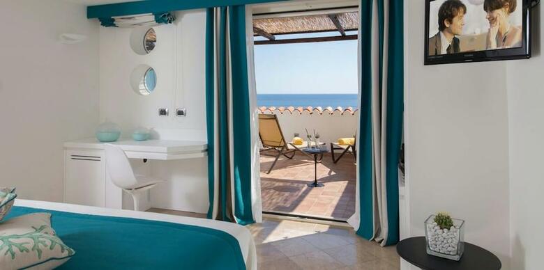 El Faro Hotel & Spa