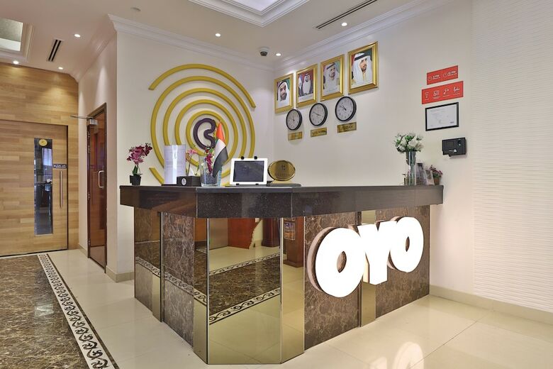 Oyo 101 Click Hotel