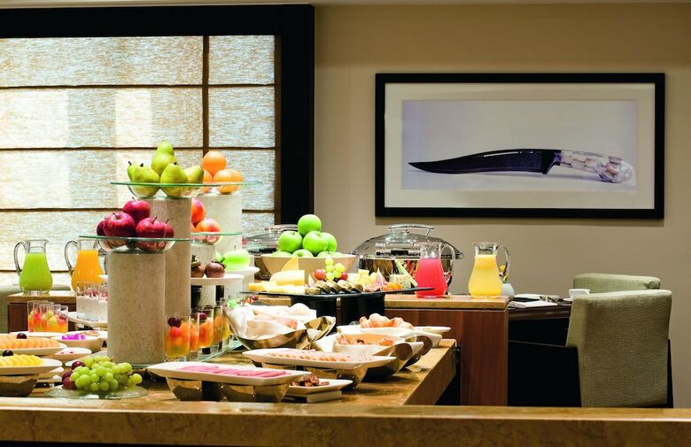 Avani Deira Dubai Hotel