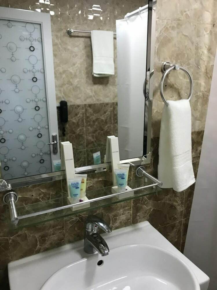 Ana Palace Hotel