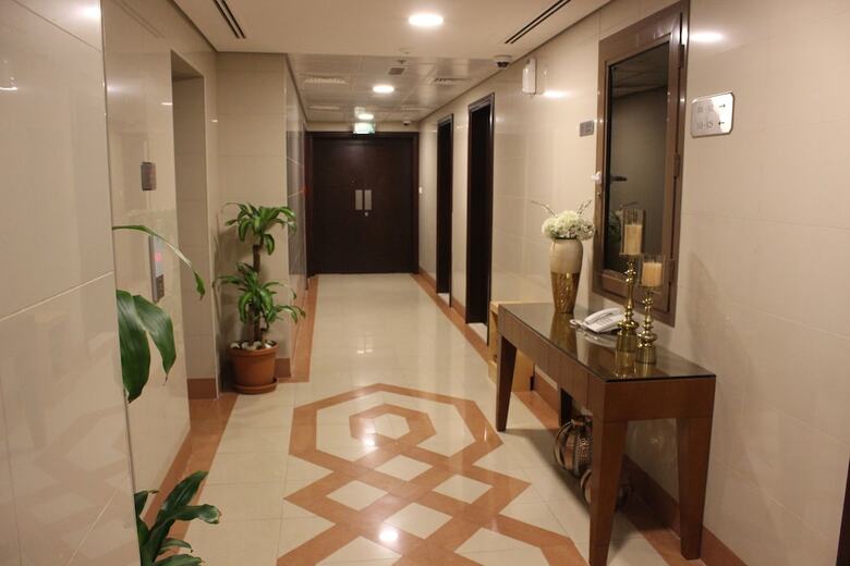 Montreal Naif Hotel