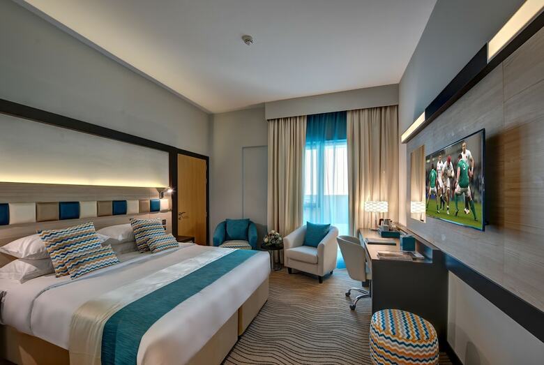 City Avenue Hotel