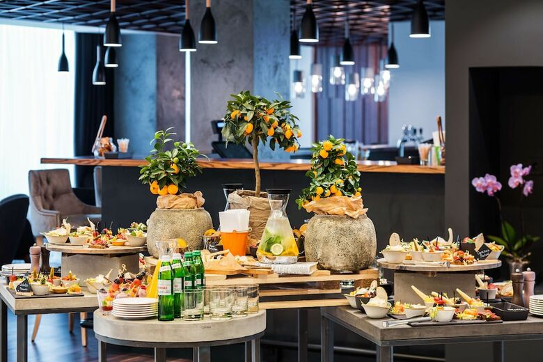 Hotel Park Inn By Radisson Kyiv Troyitska