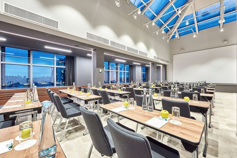 Hotel Park Inn By Radisson Kyiv Troyitska