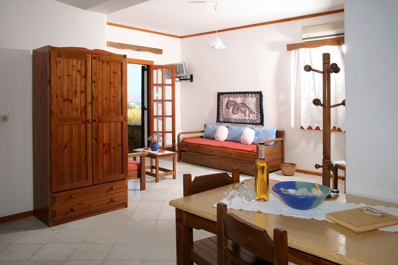 Aeolos Luxury Villas & Suites
