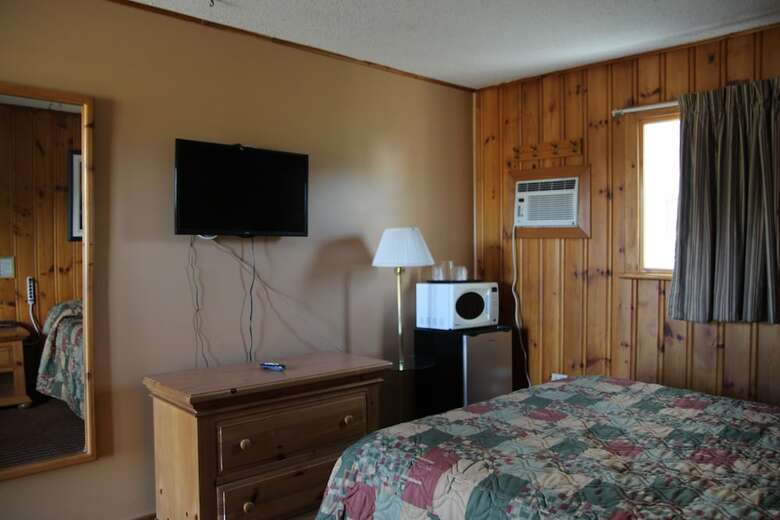 Motel Knights Inn Colonial Fireside Inn
