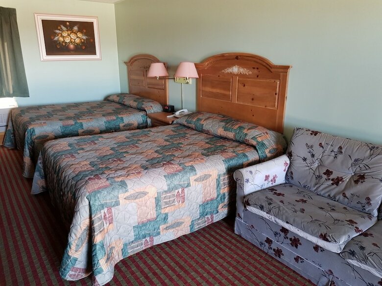 Motel Knights Inn Colonial Fireside Inn