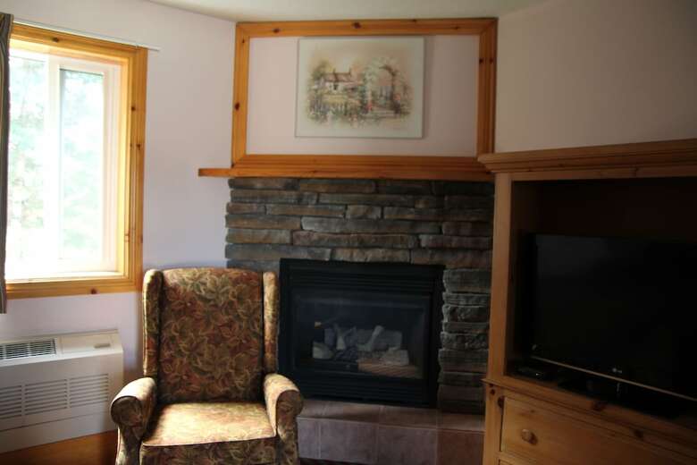 Motel Knights Inn Colonial Fireside Inn