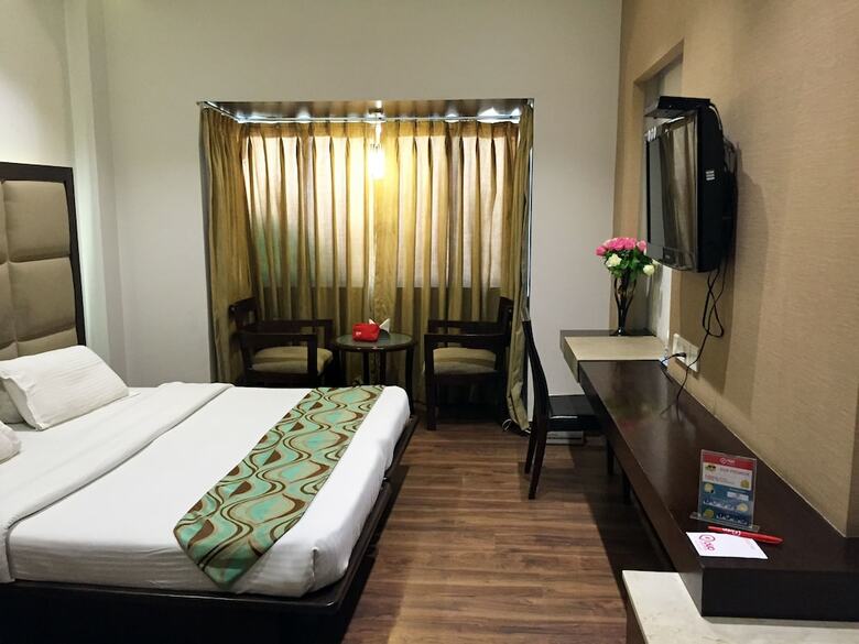 Hotel Oyo Rooms 074 Cyber City