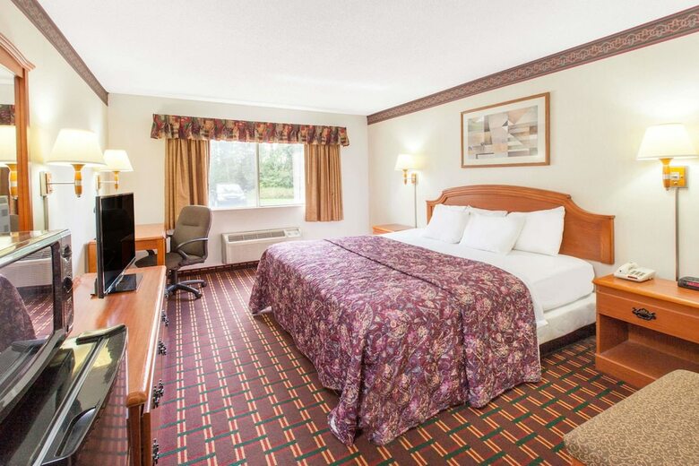 Hotel Days Inn By Wyndham Sault Ste Marie Mi