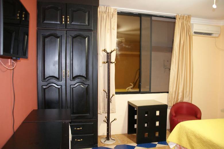 Hostal Antares