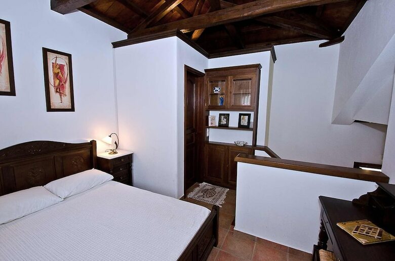 Vatellis Villas