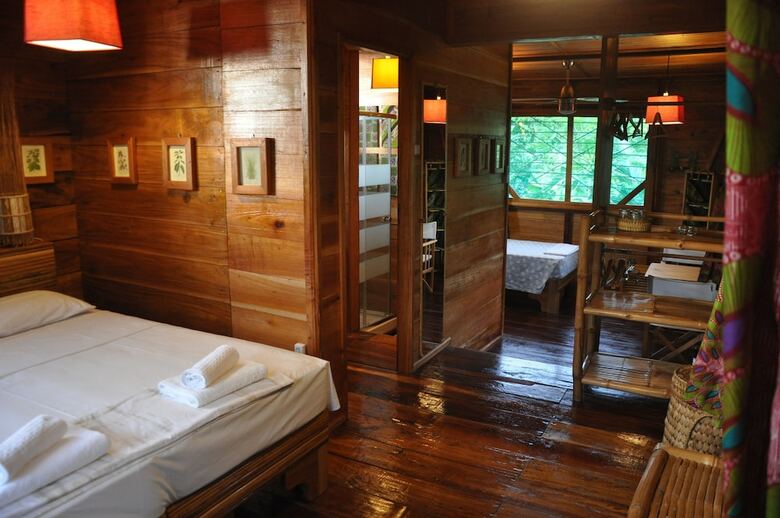 Mucumbli Hotel