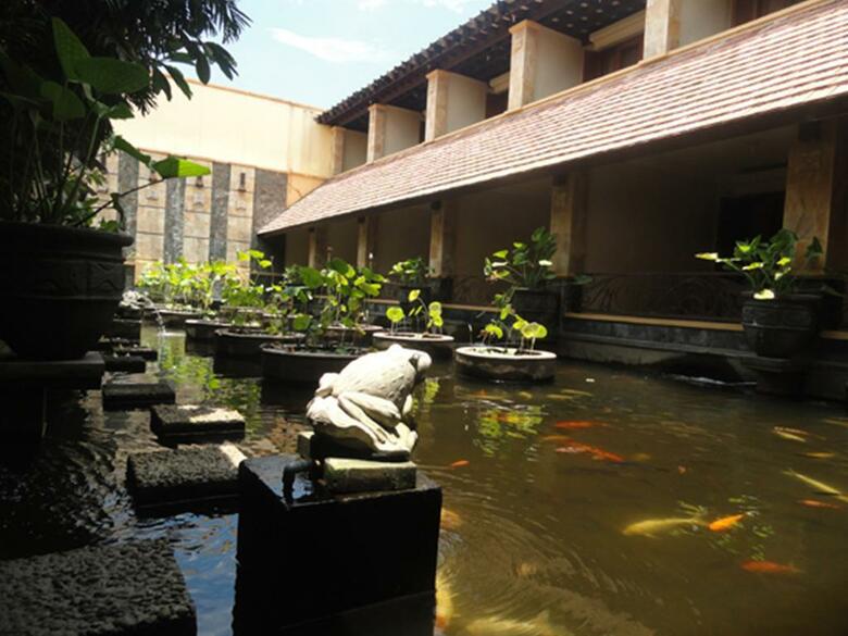 Lotus Garden Hotel