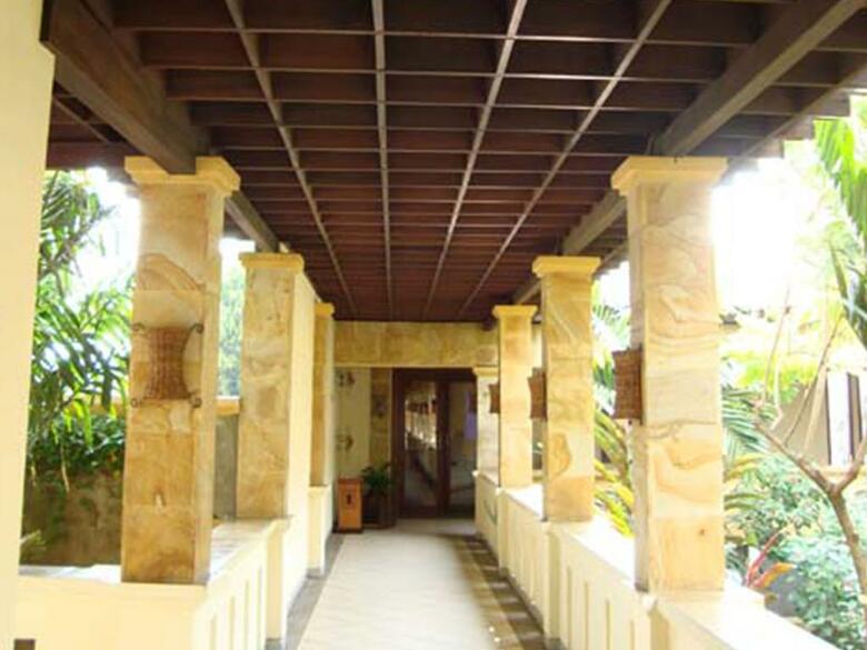 Lotus Garden Hotel