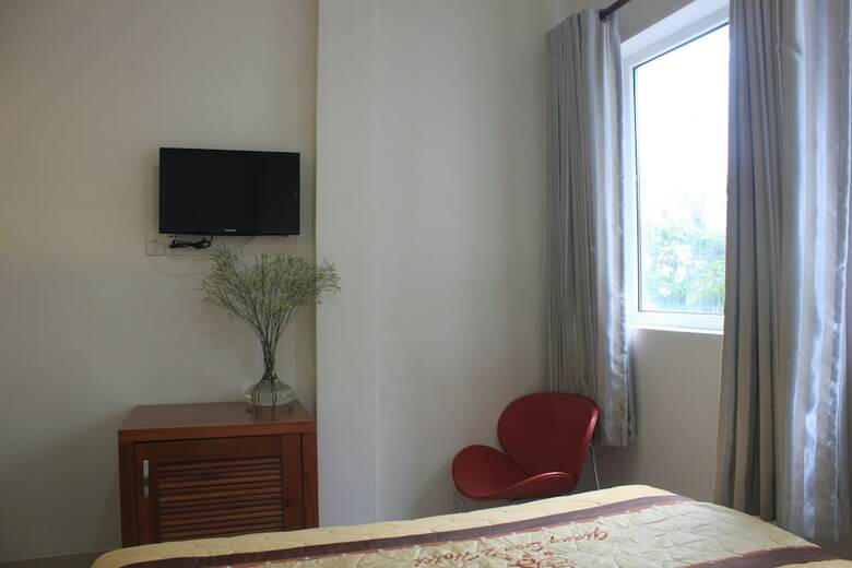 Giang Son 2 Hotel
