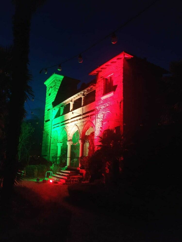 Hotel Castello Di Frassinello